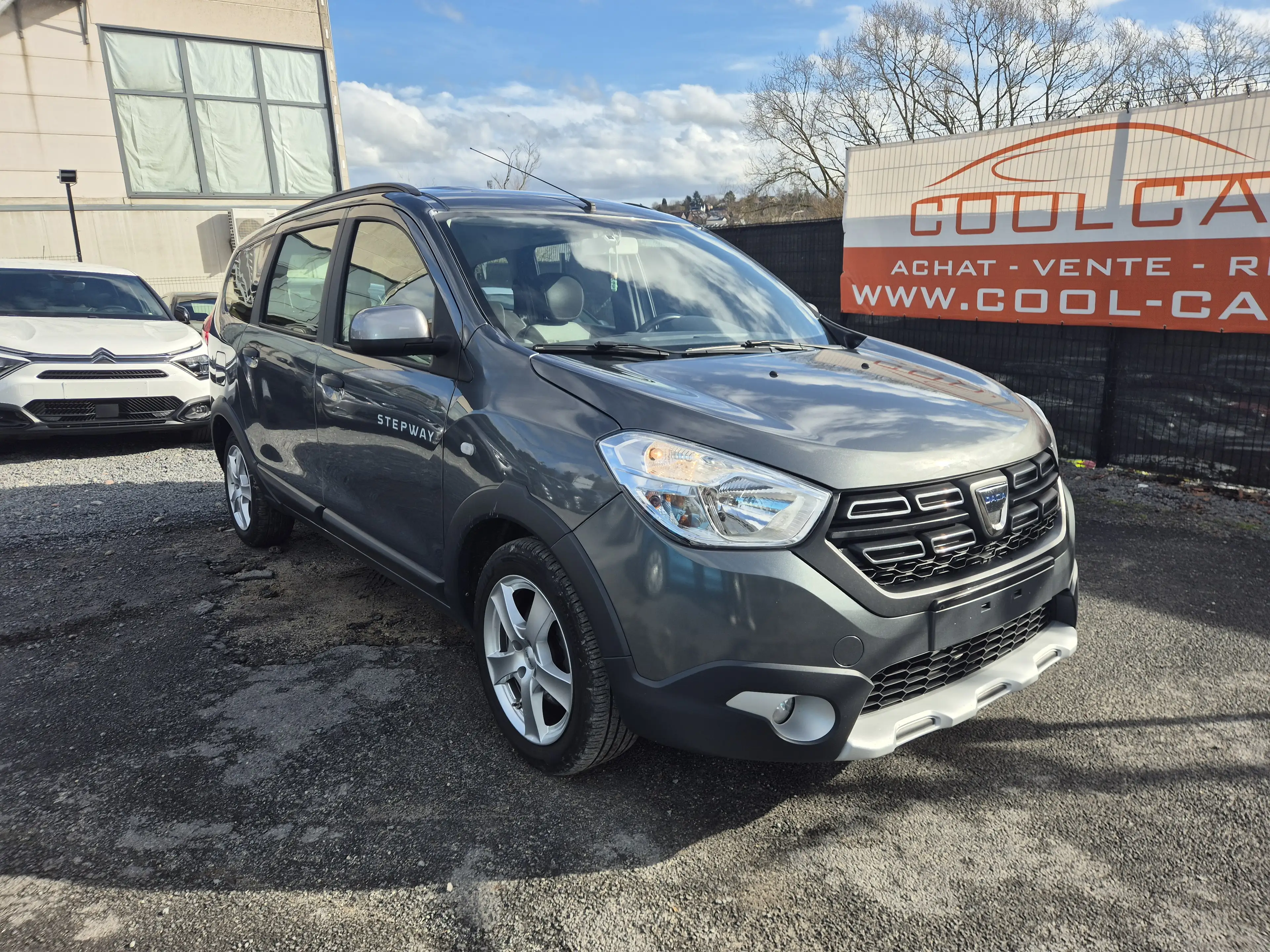 Dacia Lodgy Stepway 1.2 TCe - EU6 - GARANTIE 1AN - — photo 8