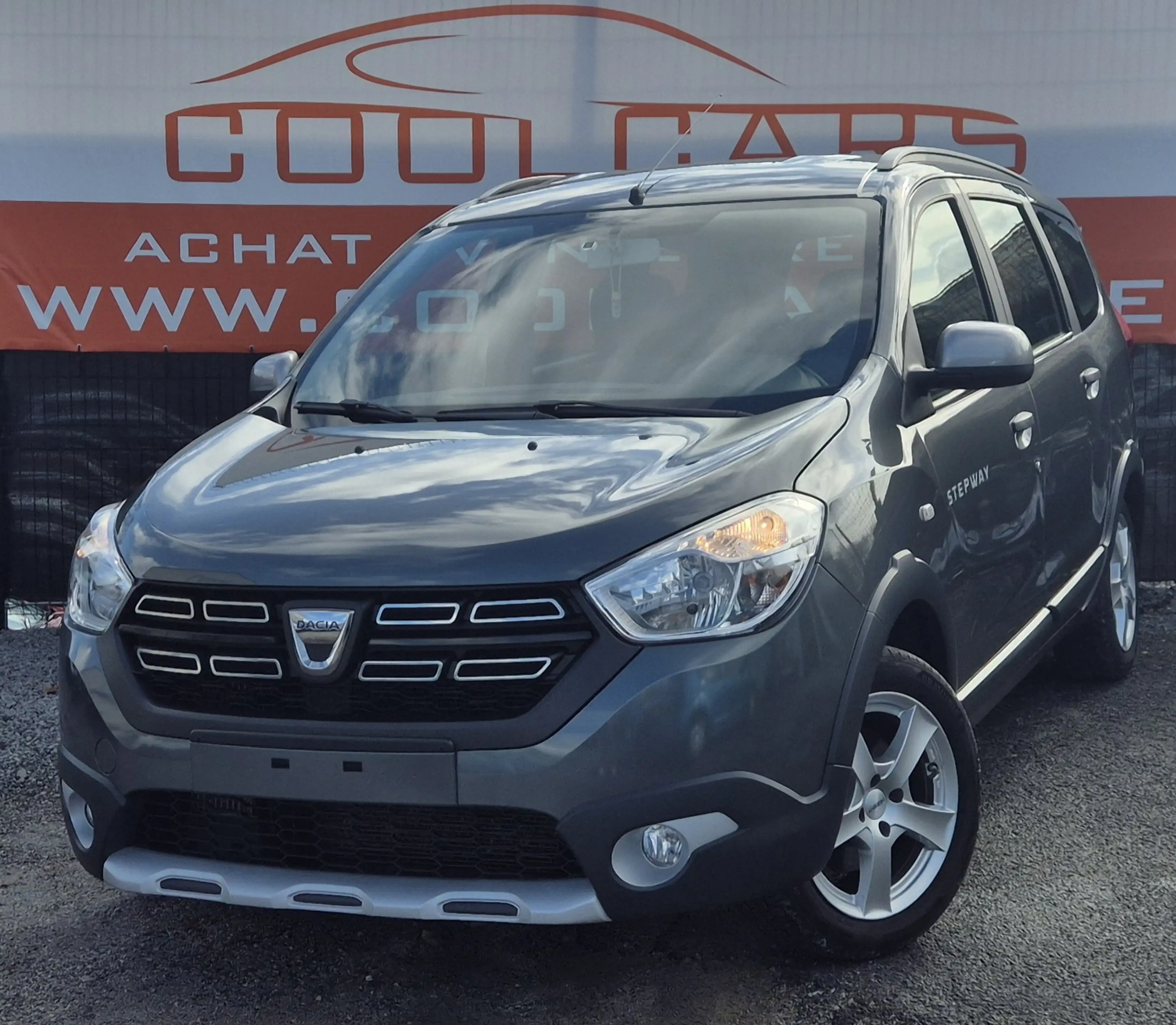 Dacia Lodgy Stepway 1.2 TCe - EU6 - GARANTIE 1AN -