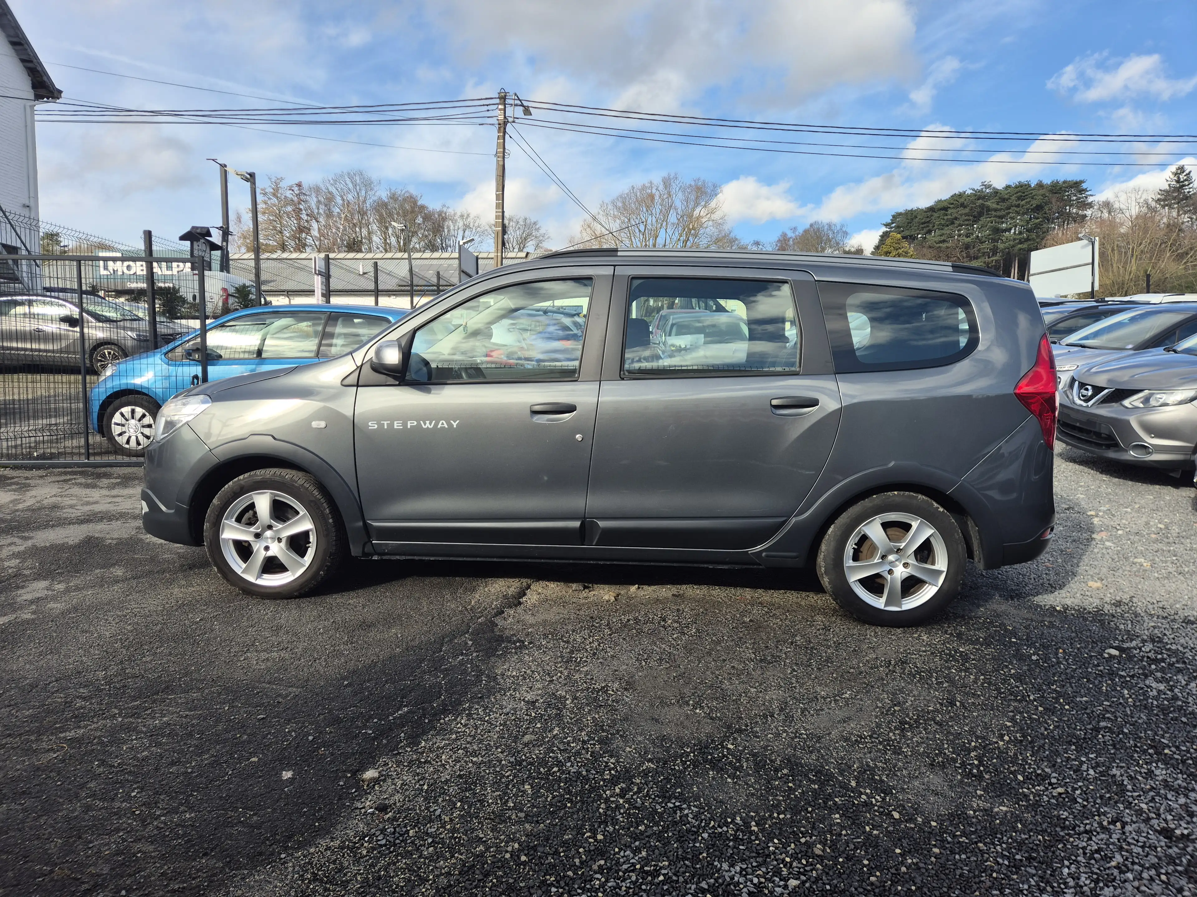 Dacia Lodgy Stepway 1.2 TCe - EU6 - GARANTIE 1AN - — photo 3