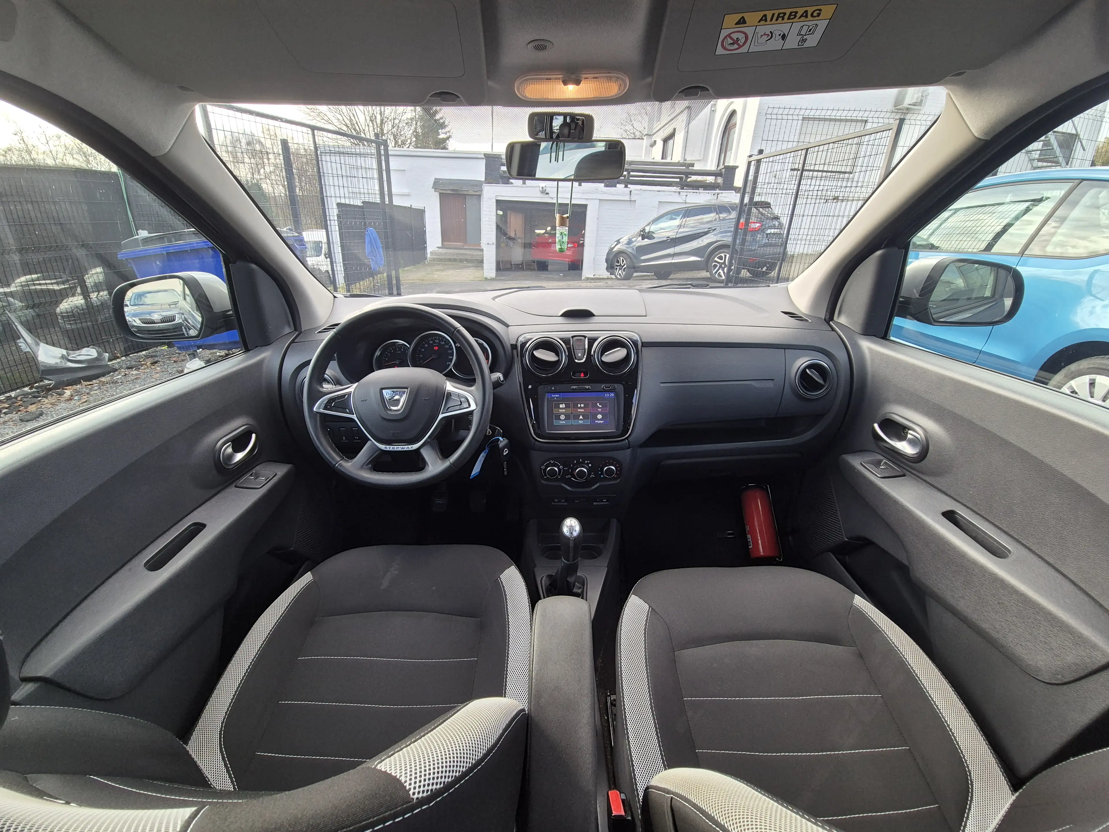 Dacia Lodgy Stepway 1.2 TCe - EU6 - GARANTIE 1AN - — photo 11