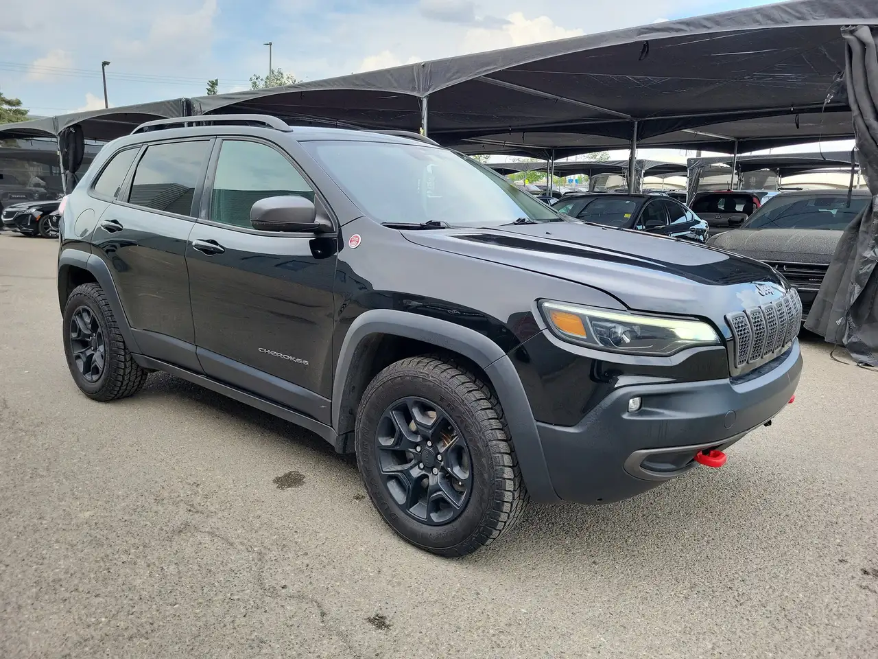 Jeep Cherokee снимка Jeep Cherokee