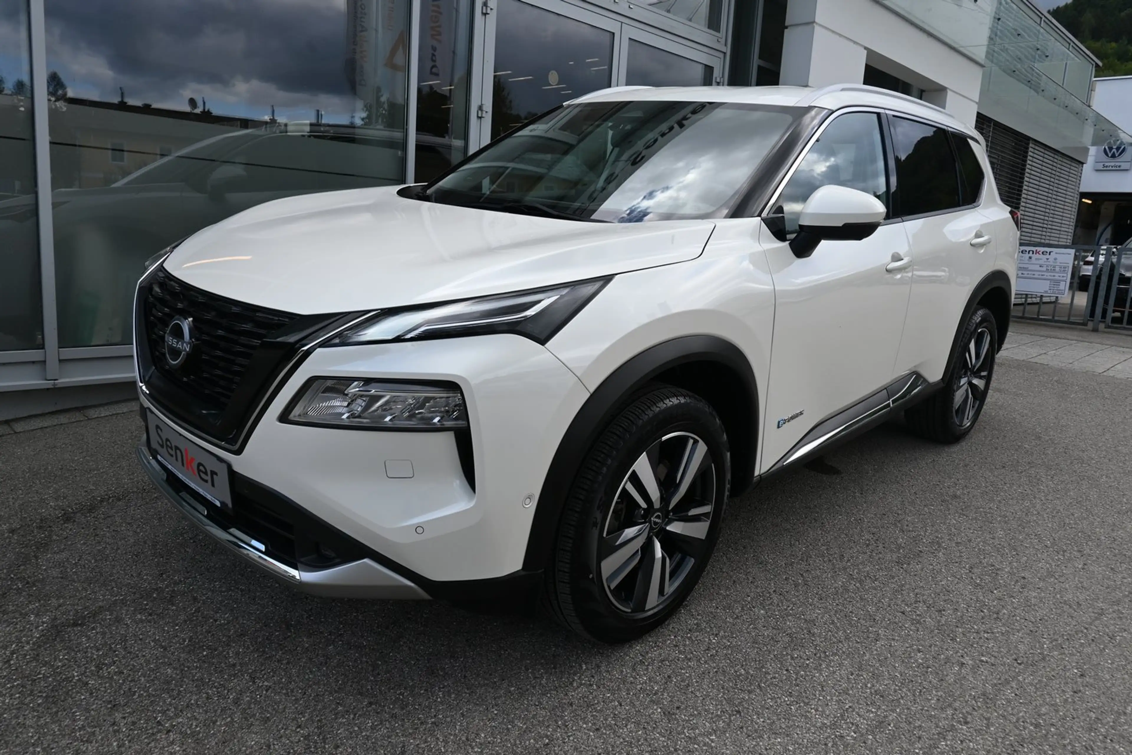 Nissan X-Trail e-Power e-4orce Tekna — photo 2