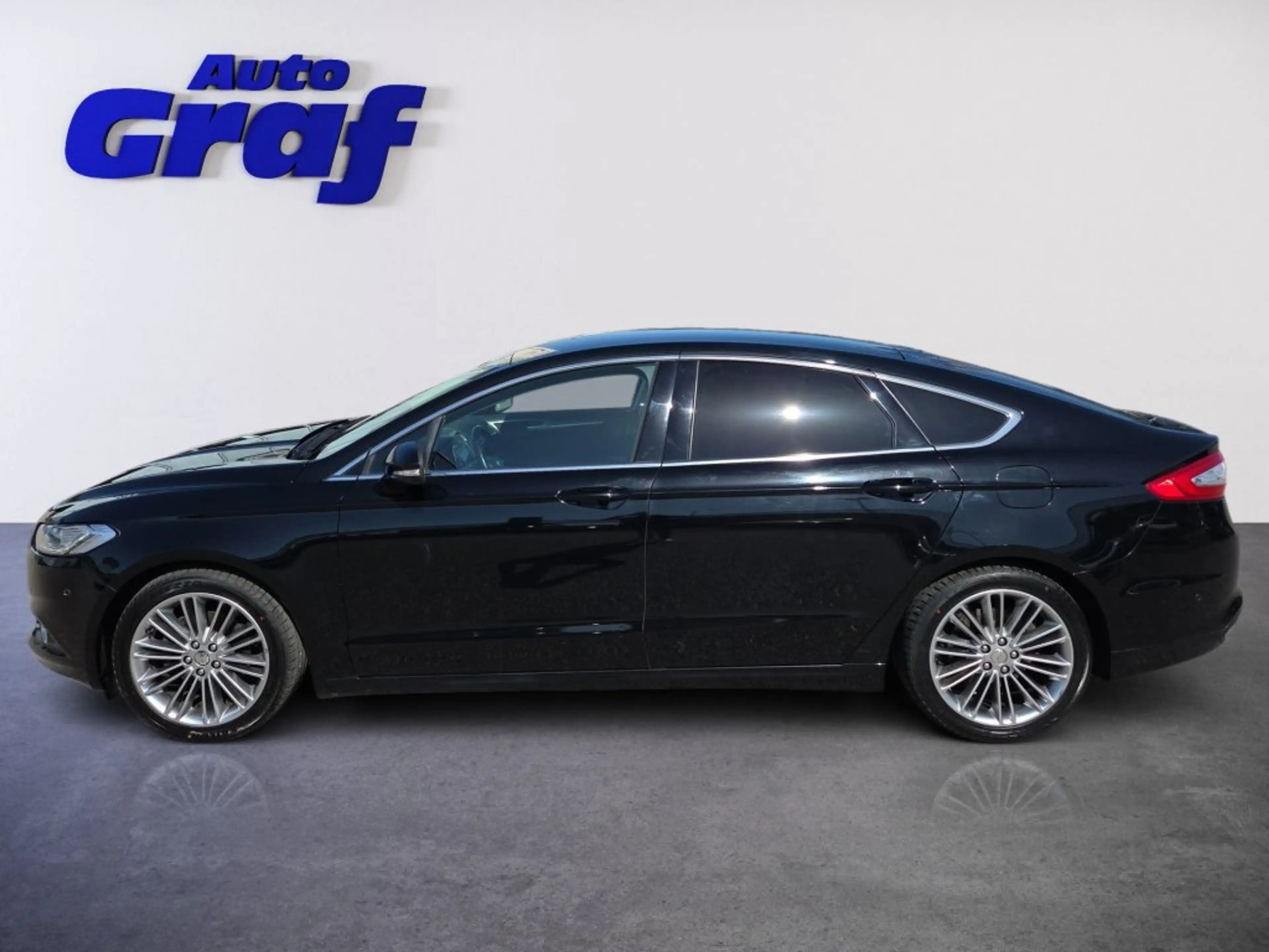 Ford Mondeo Titanium 2,0 TDCi — photo 6