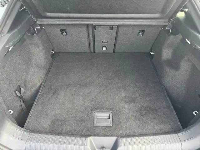 Volkswagen Id.5 view 14