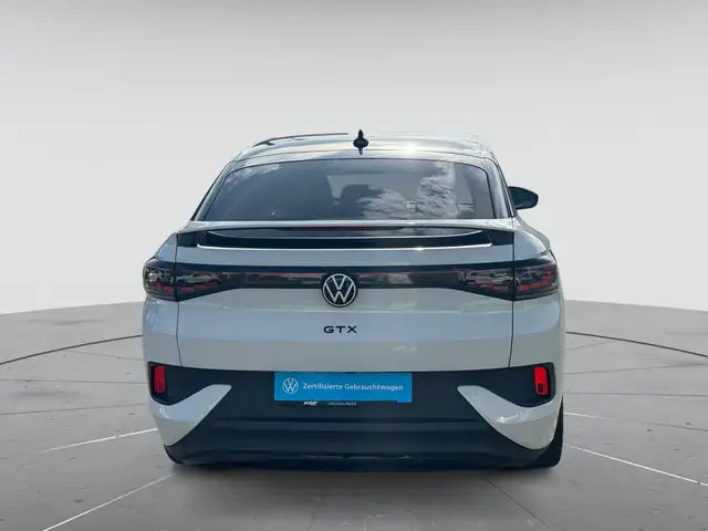 Volkswagen Id.5 view 7
