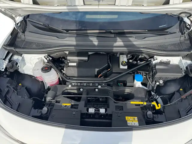 Volkswagen Id.5 view 12
