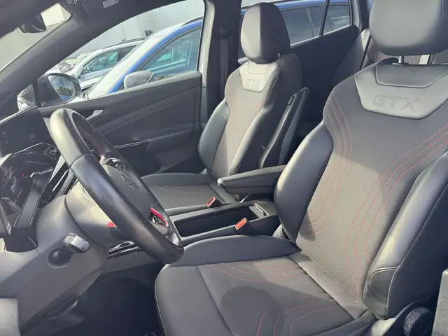 Volkswagen Id.5 view 18