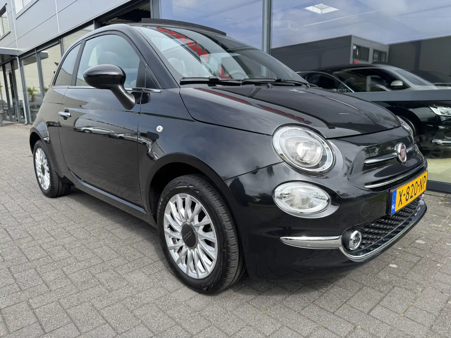 Fiat 500C 1.0 Hybrid Dolcevita Zwart - 2