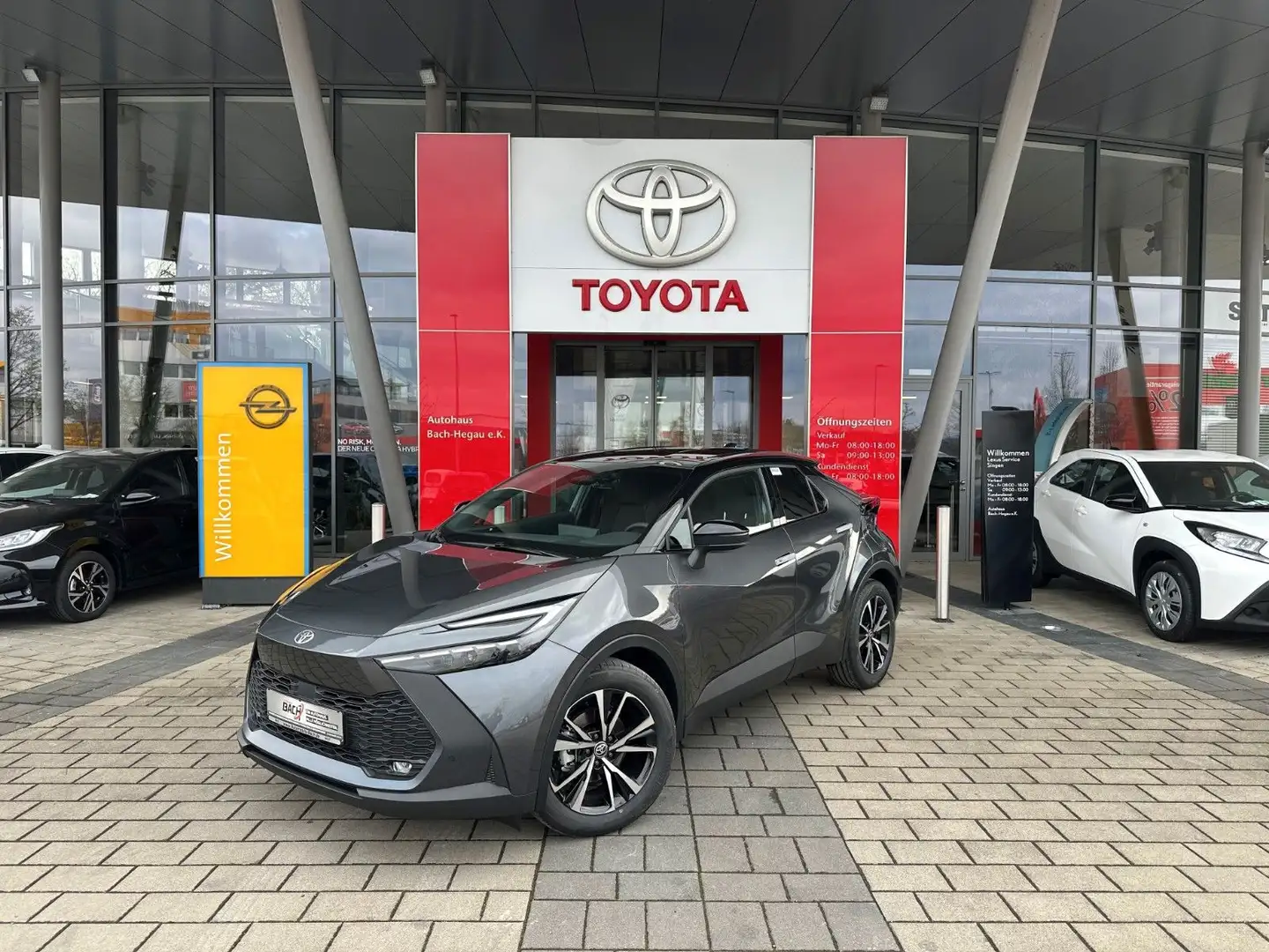 Toyota C-HR 2.0  Hybrid Team Deutschland, NAVI, KAMERA Grau - 1
