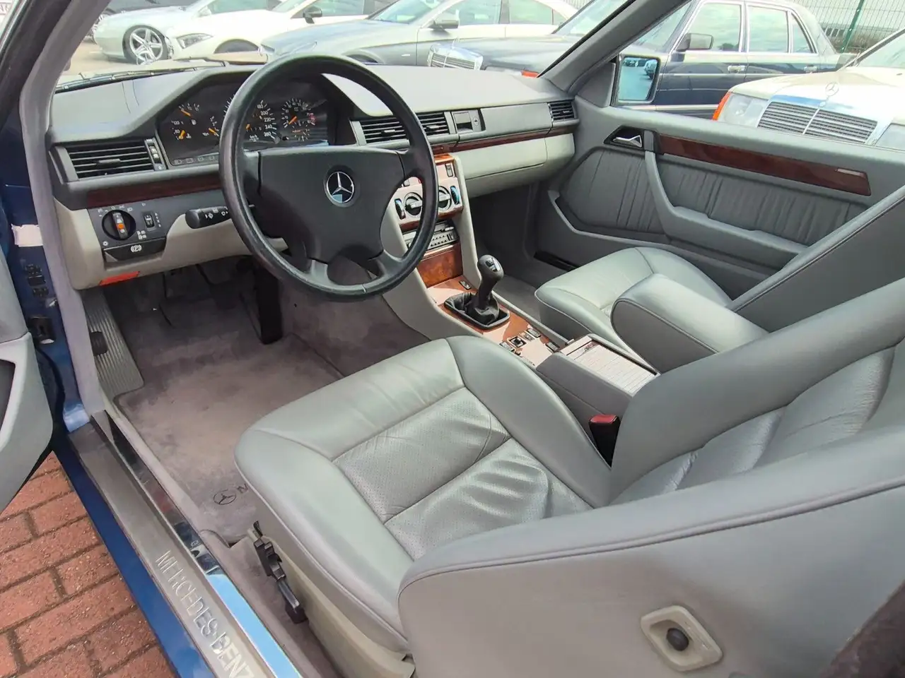 Mercedes-Benz 300 CE-24 Sportline/Dt./2. Hd/Schalter!, foto 8