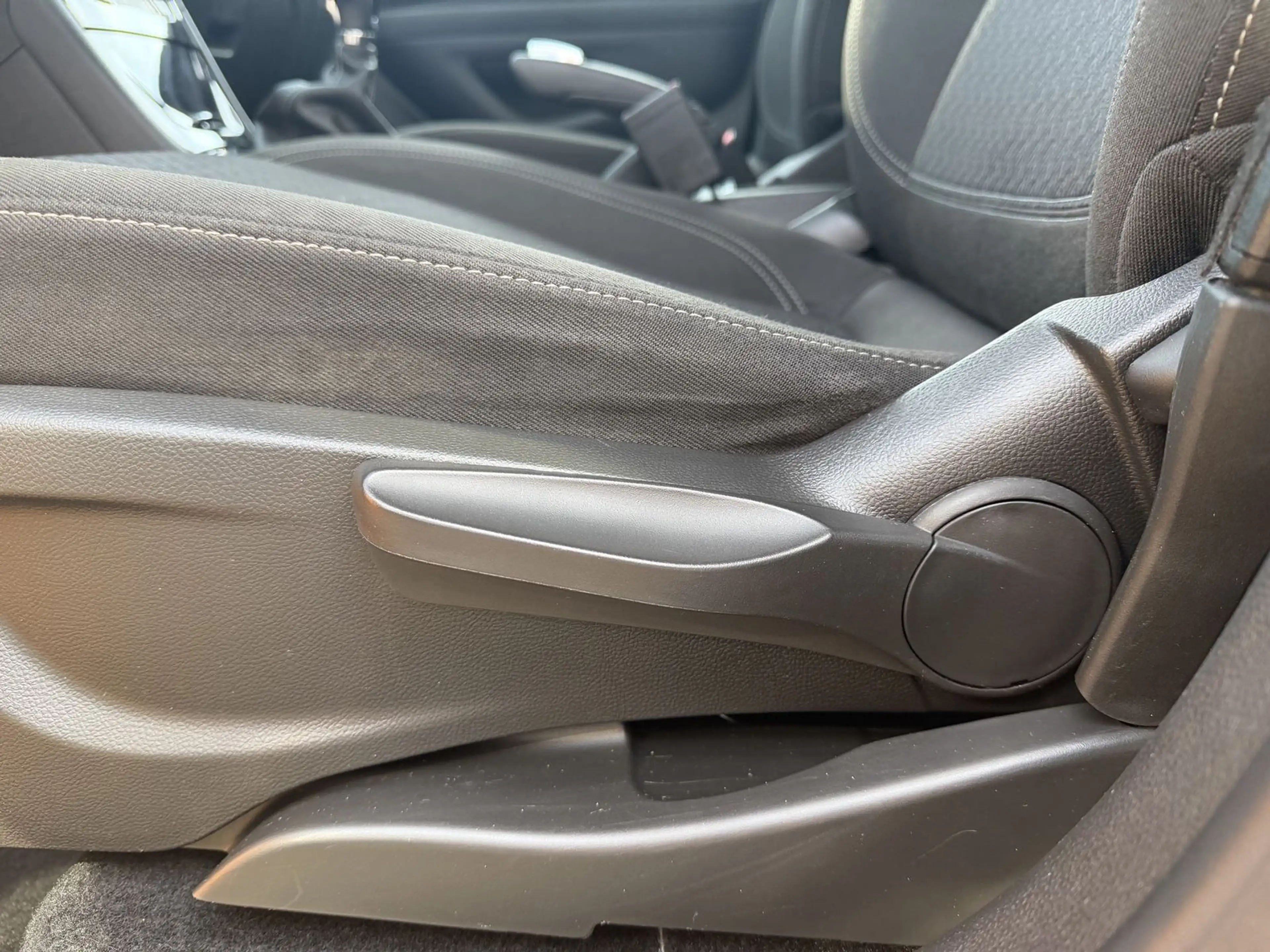 Opel Mokka X 1.4T Active Klima PDC Kam Shzg Alu Temp — photo 21
