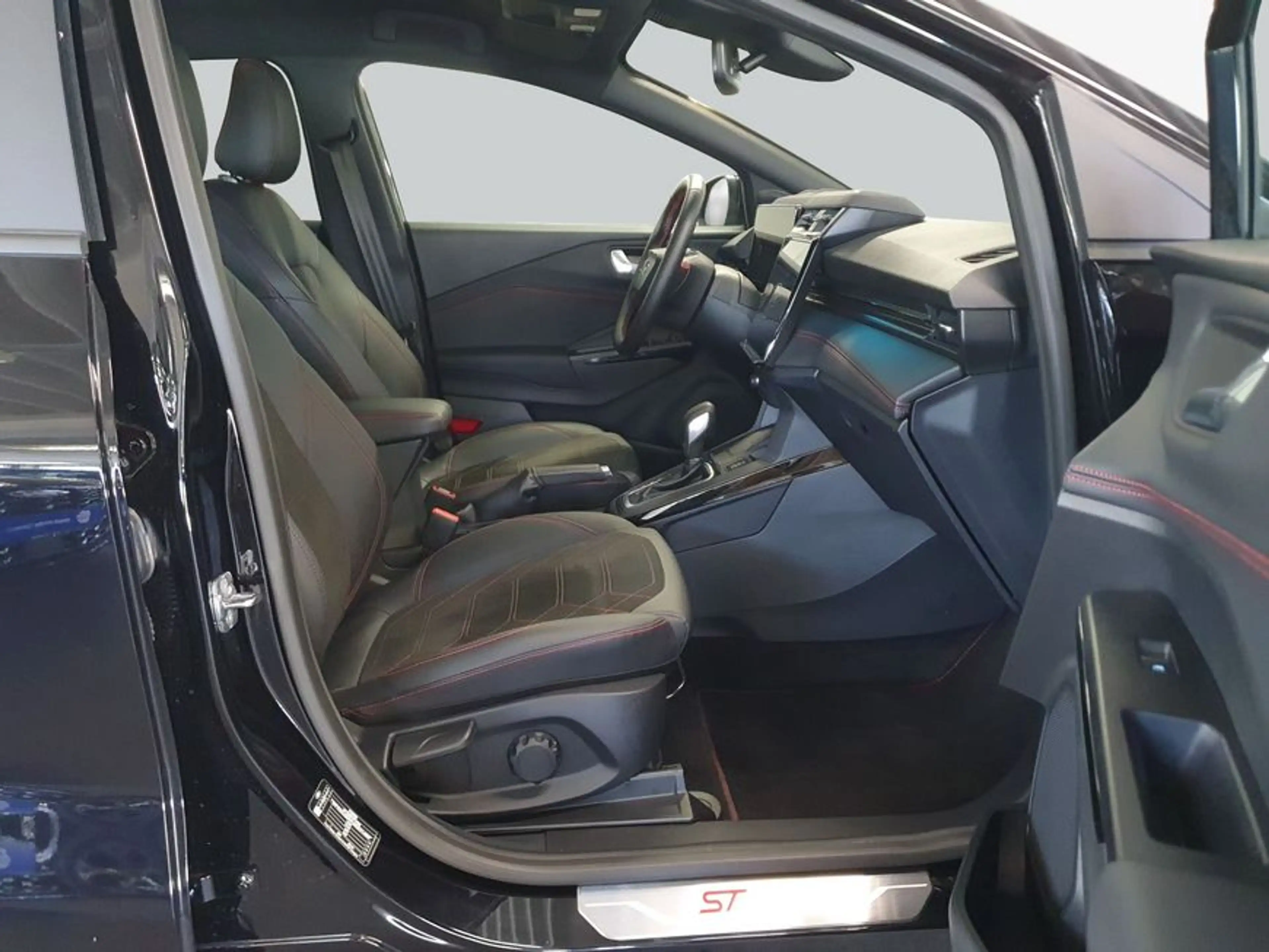 Ford Puma 1.0 EcoBoost Hybrid Aut. ST-LINE X — photo 12