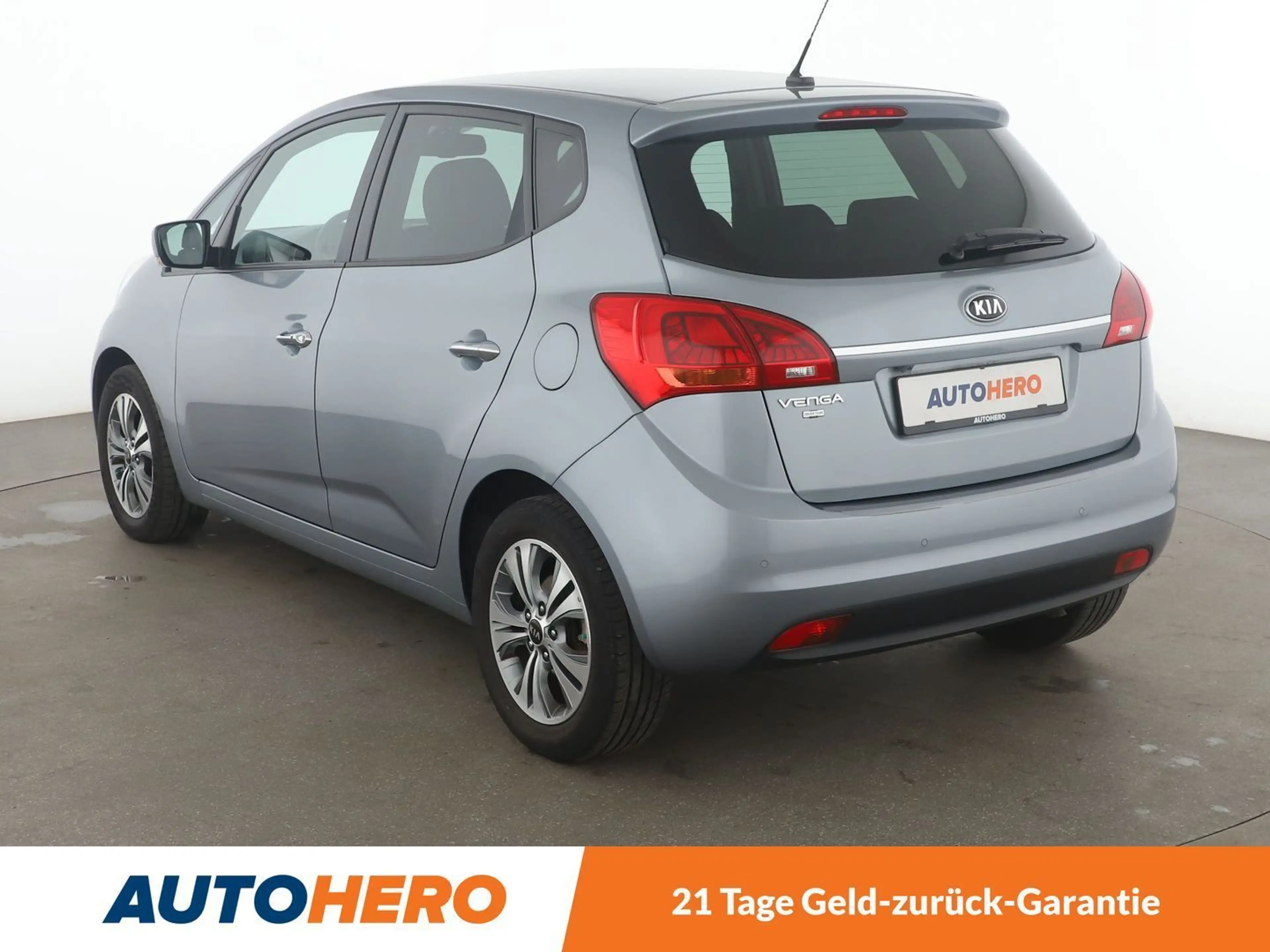 Kia Venga 1.6 Dream Team Aut.*NAVI*CAM*PDC*SHZ*KLIMA* — photo 4
