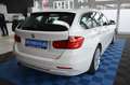 BMW 320 i Touring Luxury Line *AUTOMATIK*LEDER*AHK* Weiß - thumbnail 4