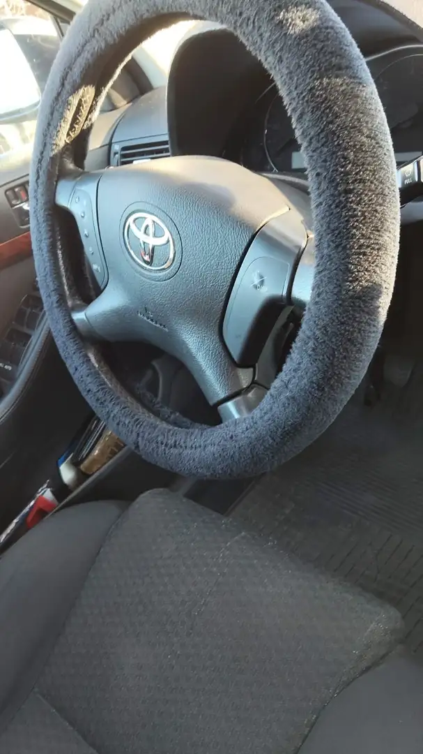 Toyota Avensis 2.2 D-CAT Combi Executive Gri - 2