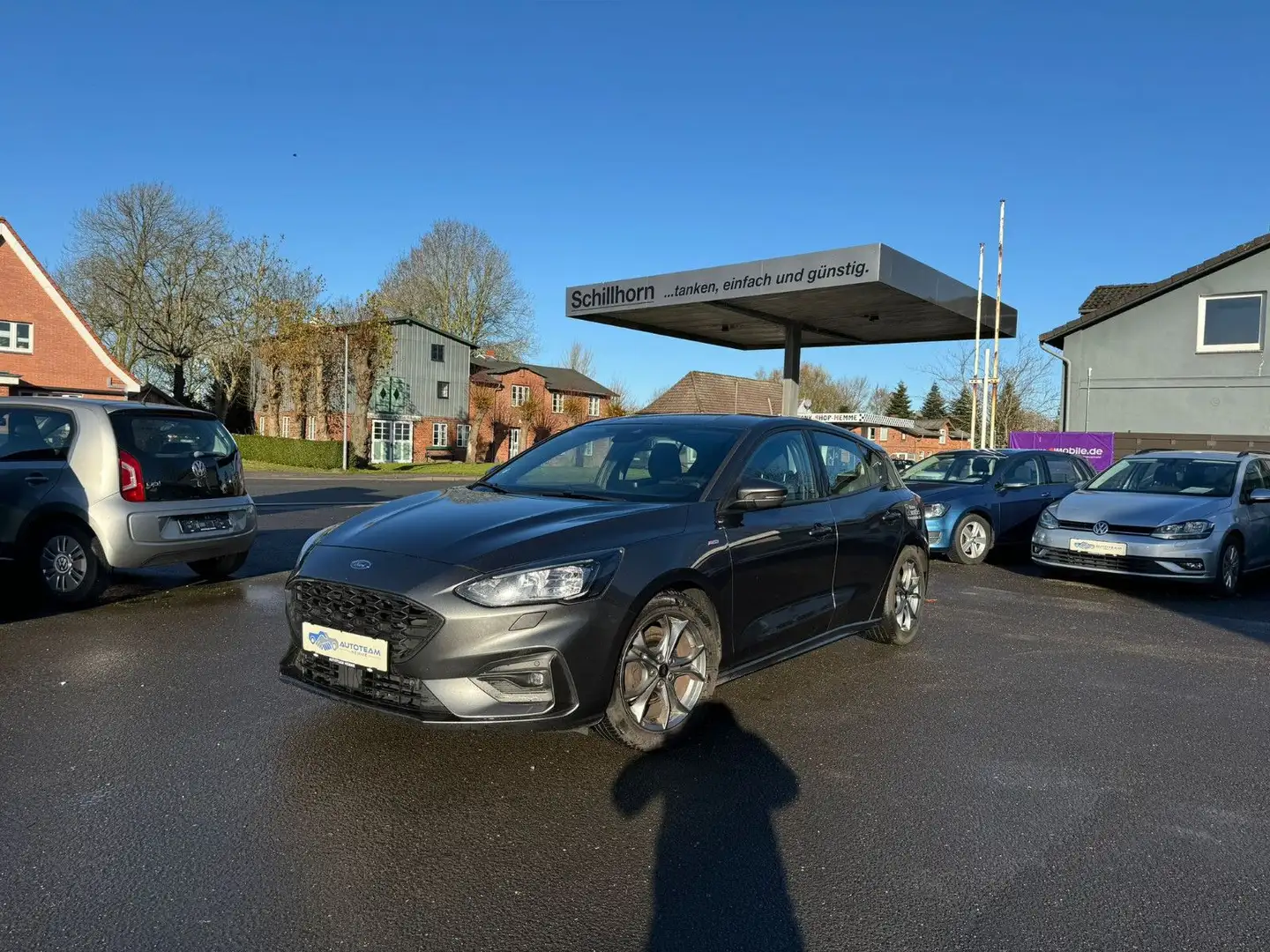 Ford Focus ST-Line 1,5AUTOMATIK/HU NEU/KLIMA/NAVI/AHK Grau - 1