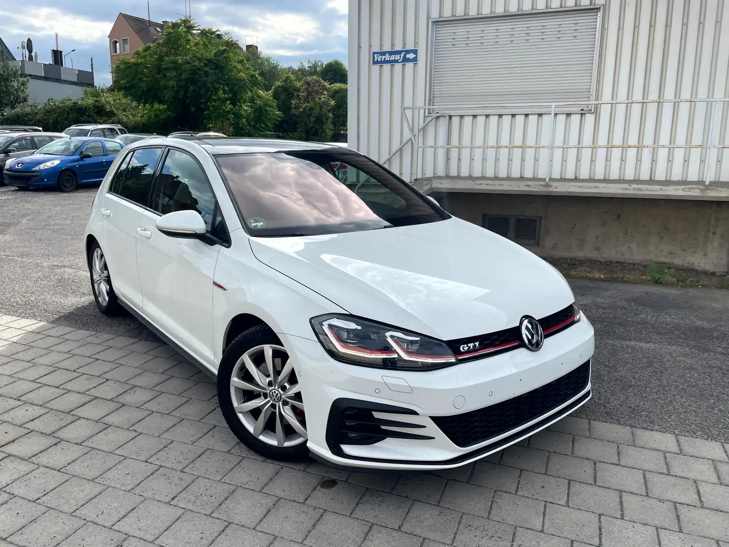 Volkswagen Golf GTI (BlueMotion Technology) Blanc - 1