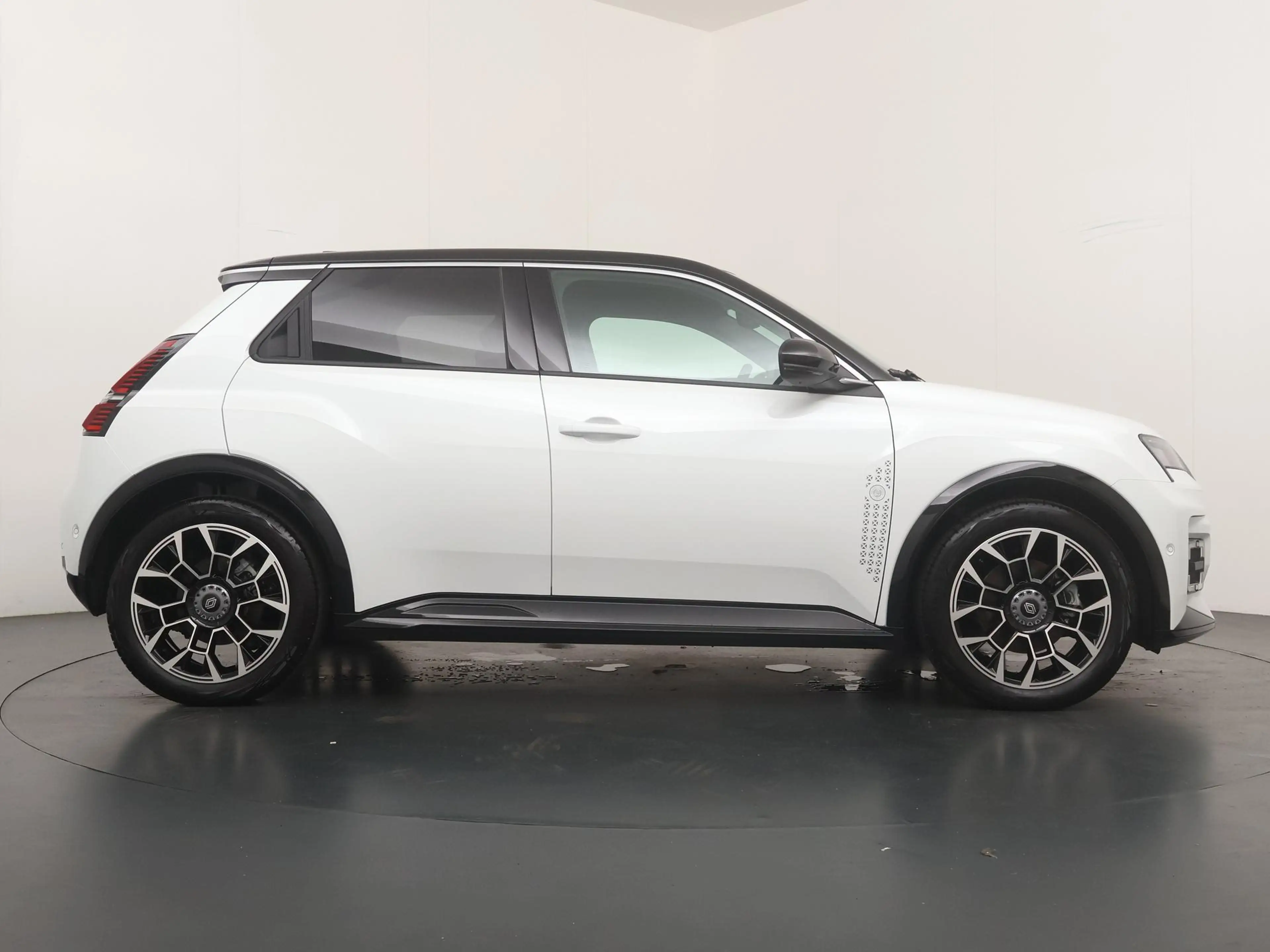 Renault R 5 Roland-Garros 150 pk comfort range | Harman Kardon — photo 6