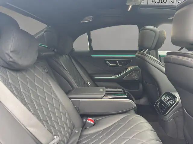 Mercedes-Benz S-Class view 9