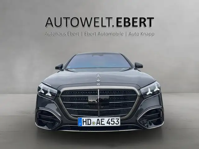 Mercedes-Benz S-Class view 6