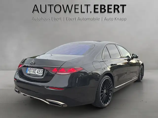 Mercedes-Benz S-Class view 5