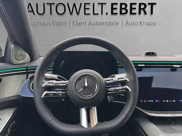 Mercedes-Benz S-Class view 12