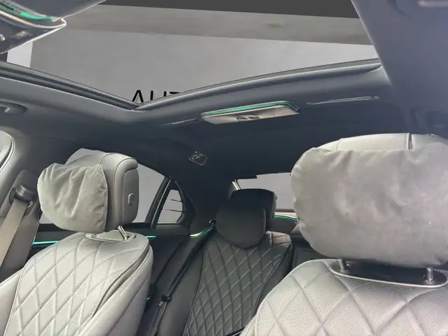 Mercedes-Benz S-Class view 14