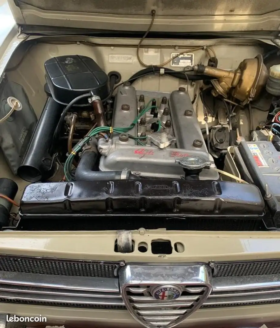 Alfa Romeo giulia 1300 TI Бежевий - 2