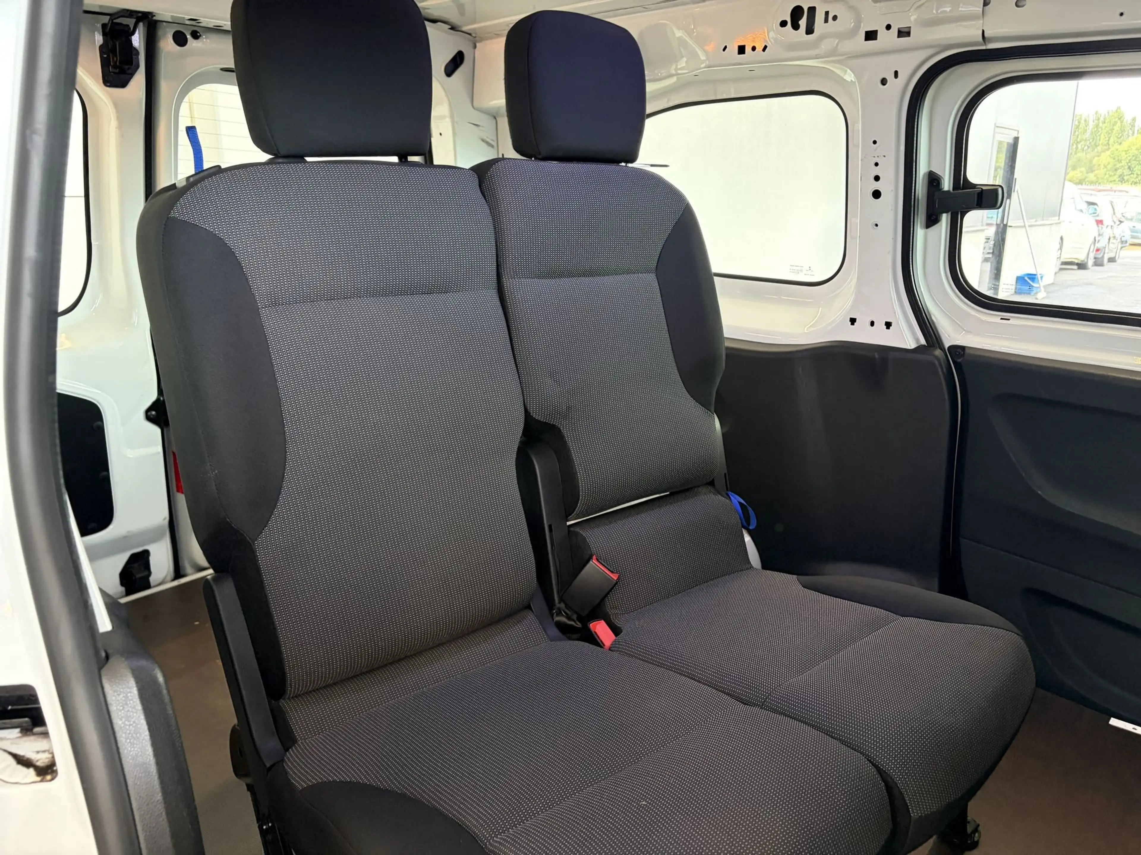 Citroen Berlingo Lengte 2 / Dubbele Schuifdeur / 3 Zit / Parkeersensoren / BTW Aftrekbaar / — photo 15