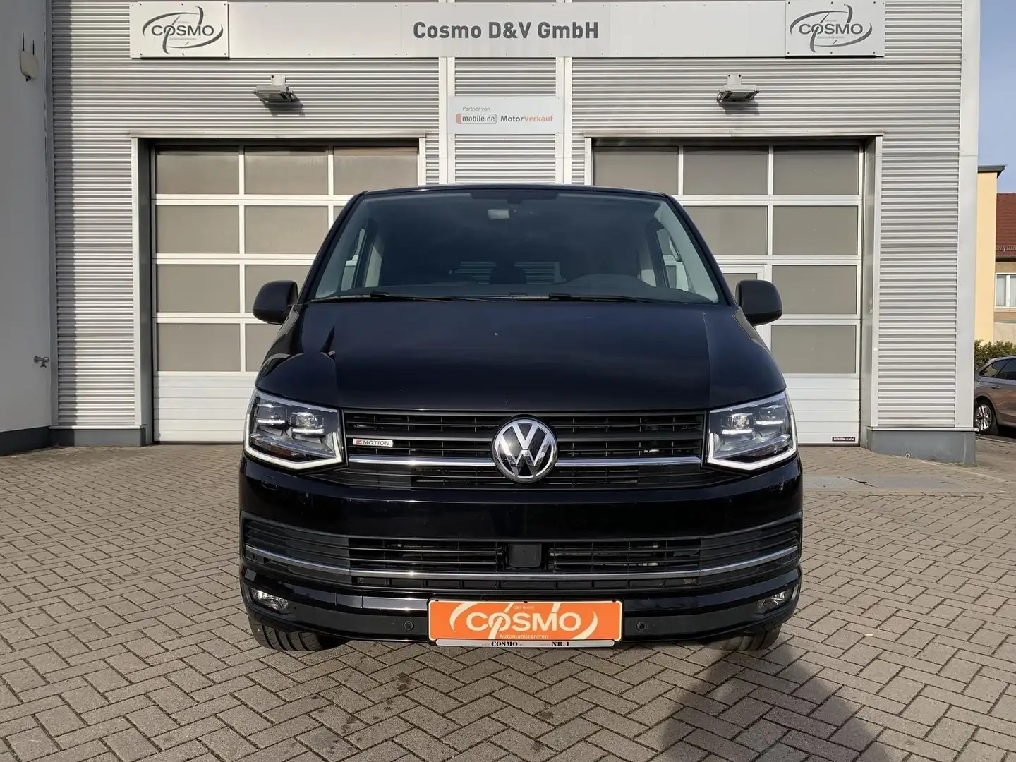Volkswagen T6 Caravelle 4MOTION LED+AHK+Standhz+Navi+18erLM Black - 2