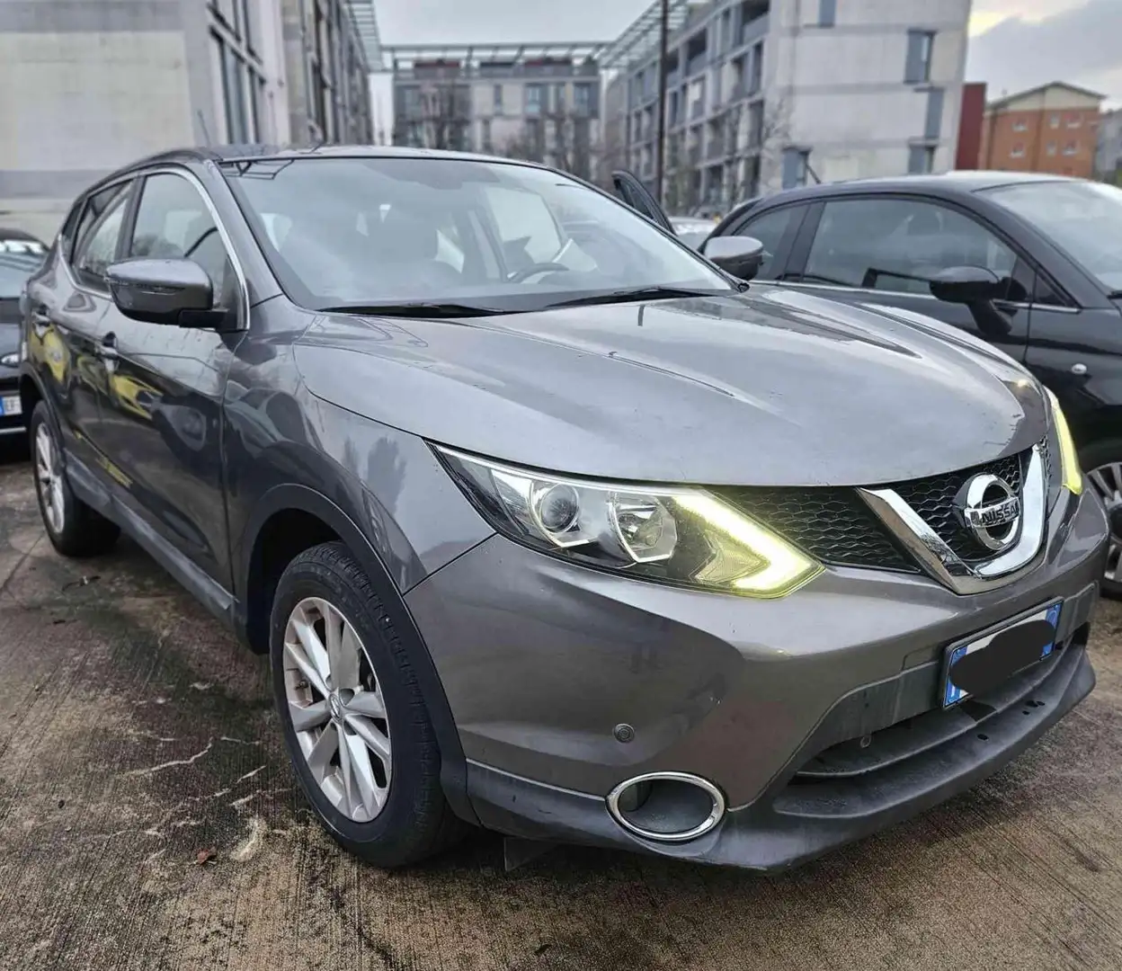 Nissan Qashqai 1.2 DIG-T Tekna Weiß - 1