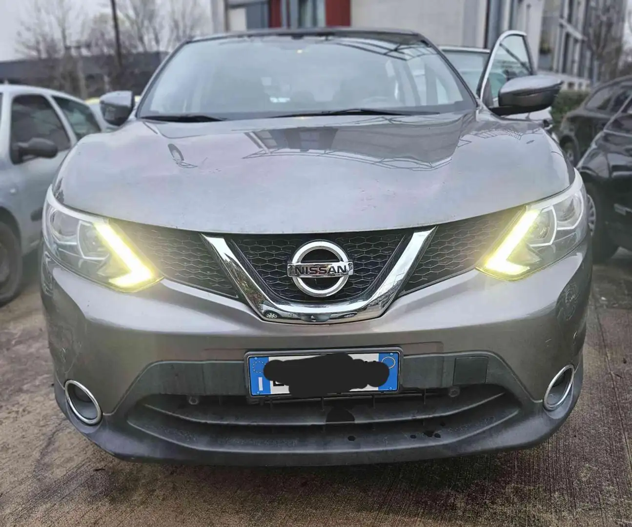 Nissan Qashqai 1.2 DIG-T Tekna Weiß - 2