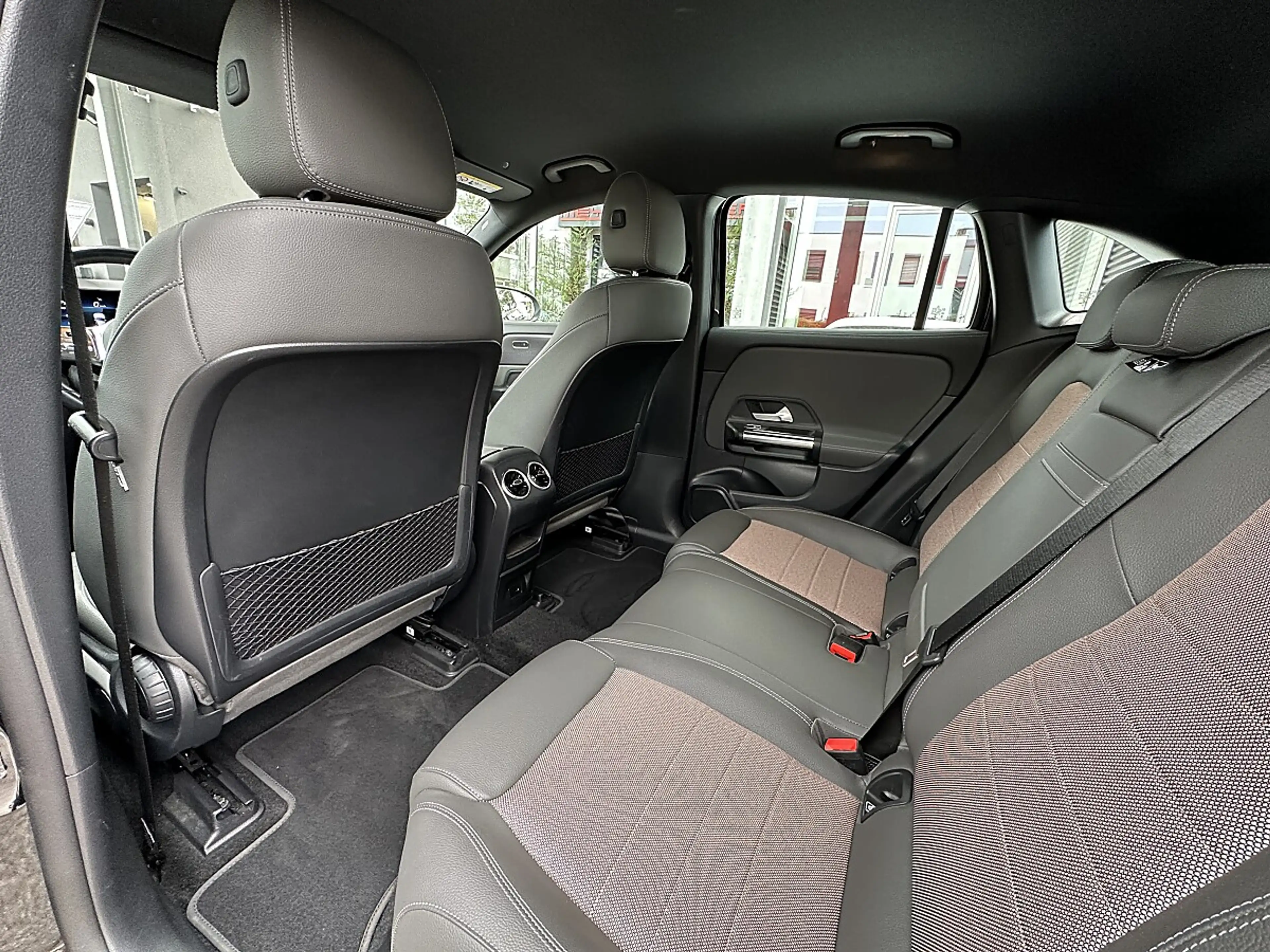 Mercedes-Benz EQA 250 Aut. — photo 13