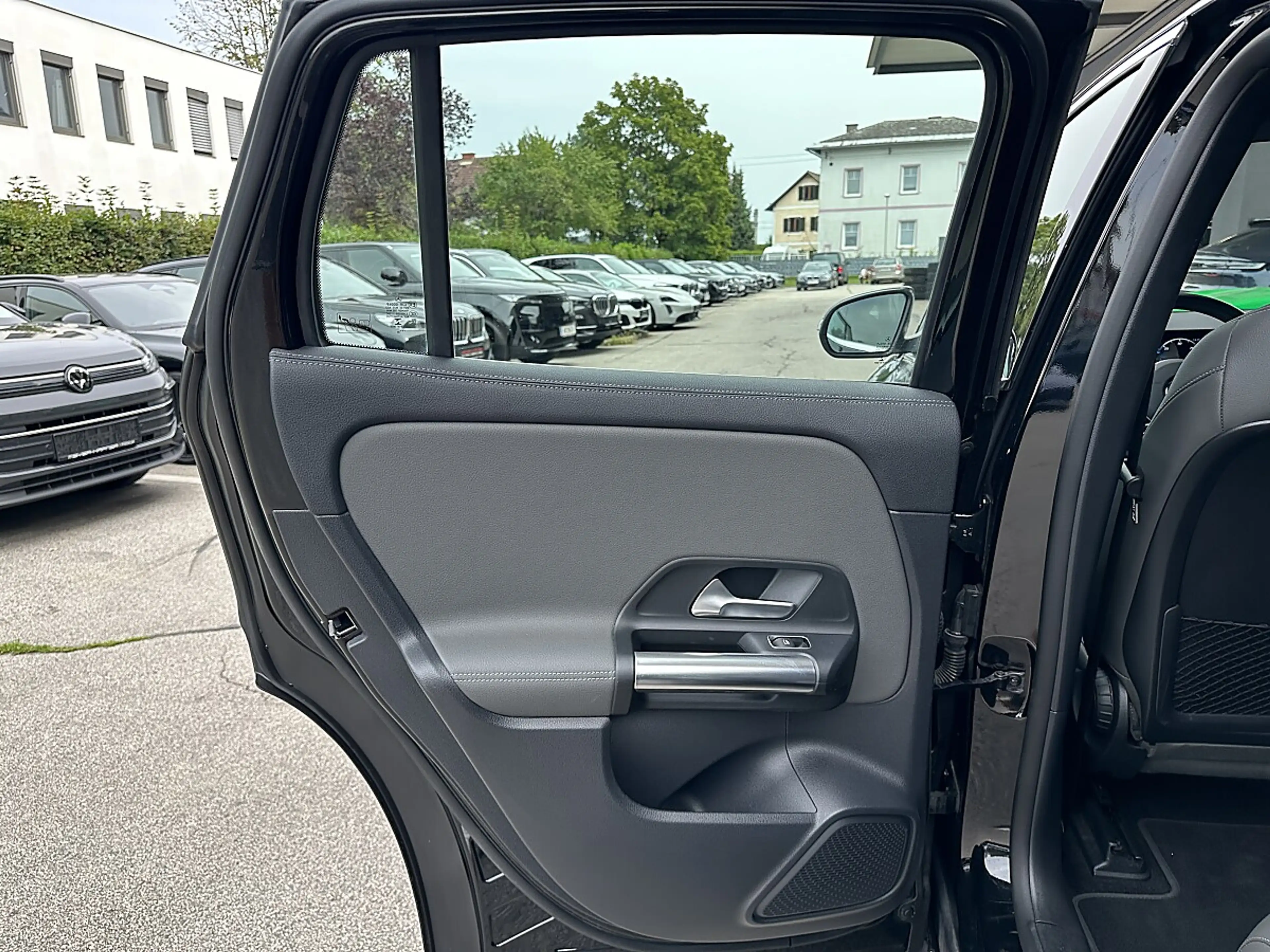 Mercedes-Benz EQA 250 Aut. — photo 11