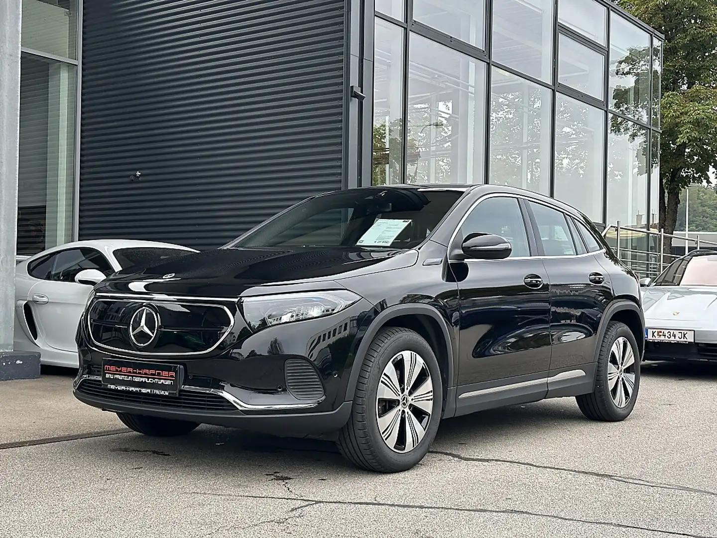 Mercedes-Benz EQA 250 Aut. Schwarz - 2