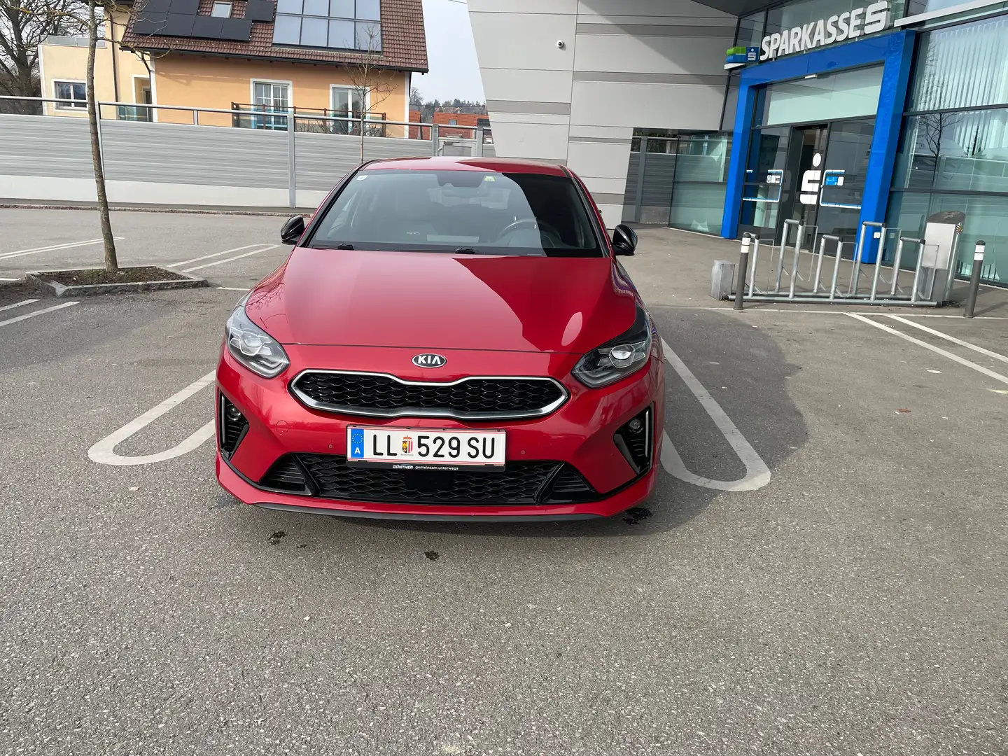 Kia ProCeed / pro_cee'd pro ceed 1,6 CRDi SCR GT-Line DCT Aut. GT-Line Roşu - 1