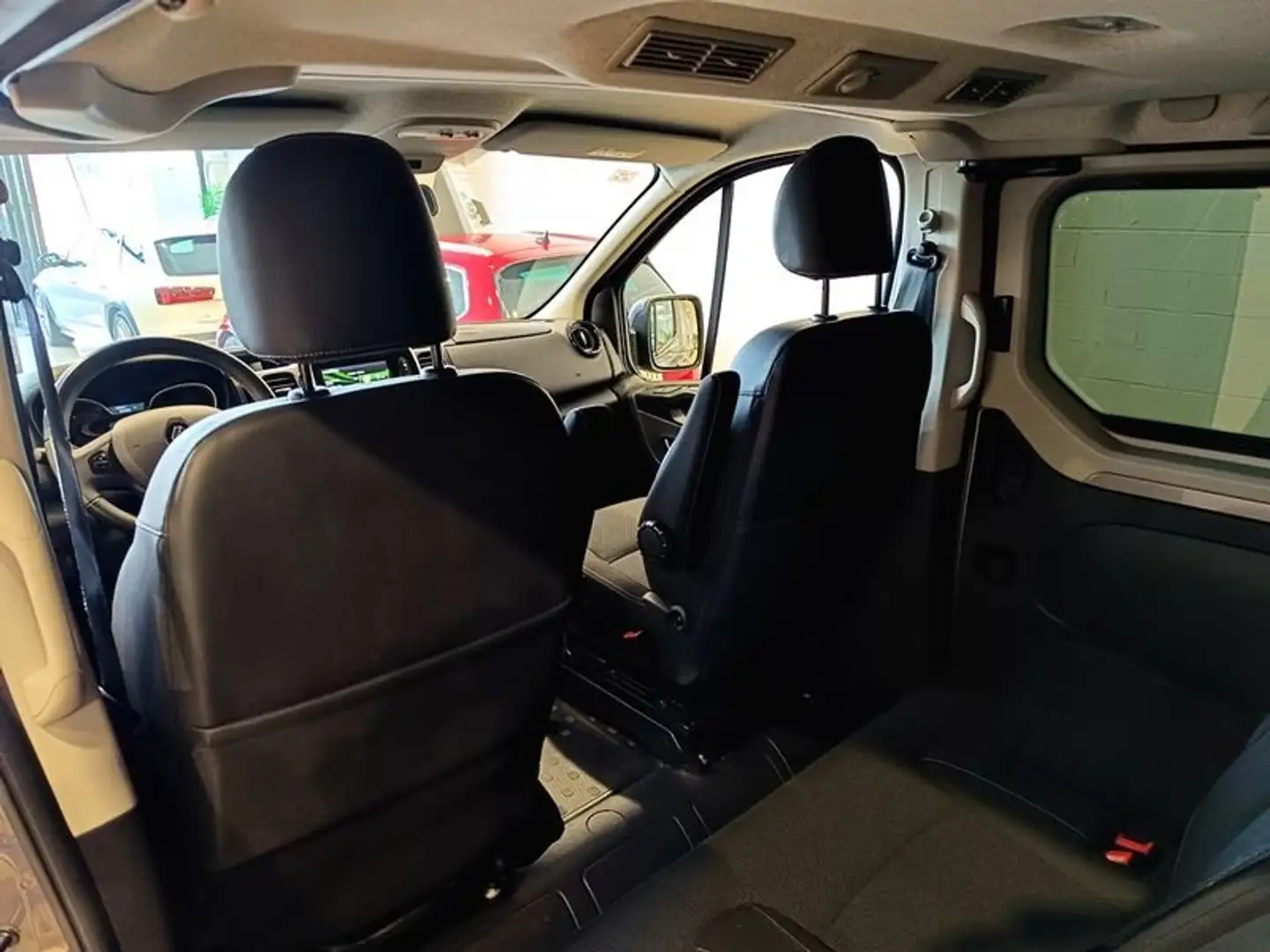 Renault Trafic Trafic Combi 9 2.0dCi Energy Blue 107kW - 1