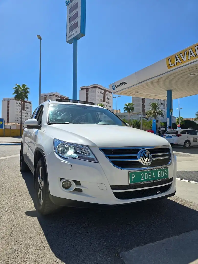 Volkswagen Tiguan 2.0TDI +Motion DSG - 1