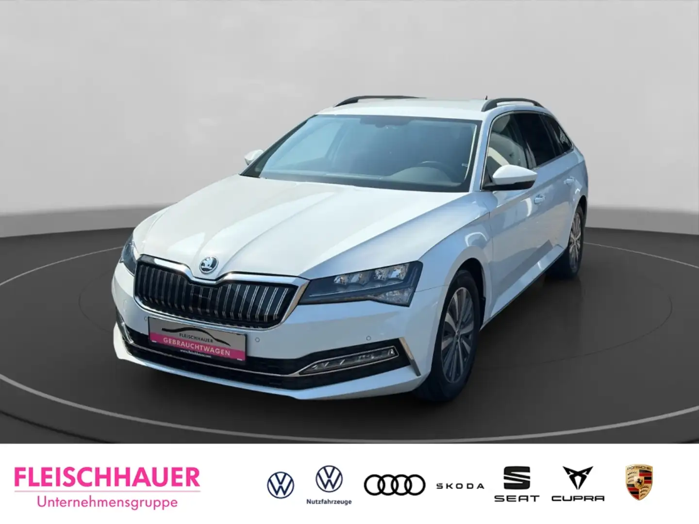 Skoda Superb 1.4 Hybrid Combi Ambition AHK+PDC Plus+CarPlay+Nav Bianco - 1