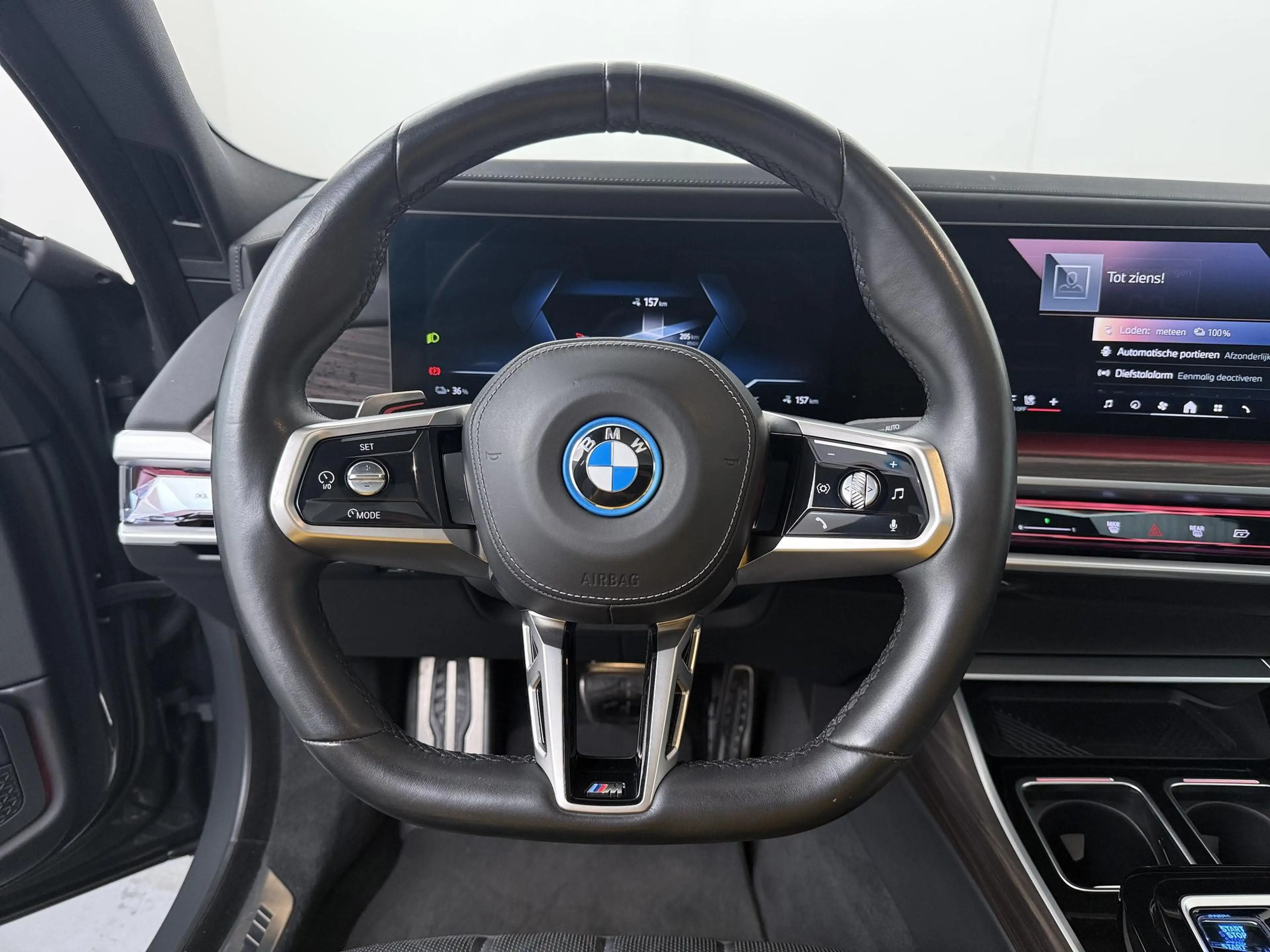 BMW i7 xDrive60 106 kWh | Bowers & Wilkins | Trekhaak | M — photo 2