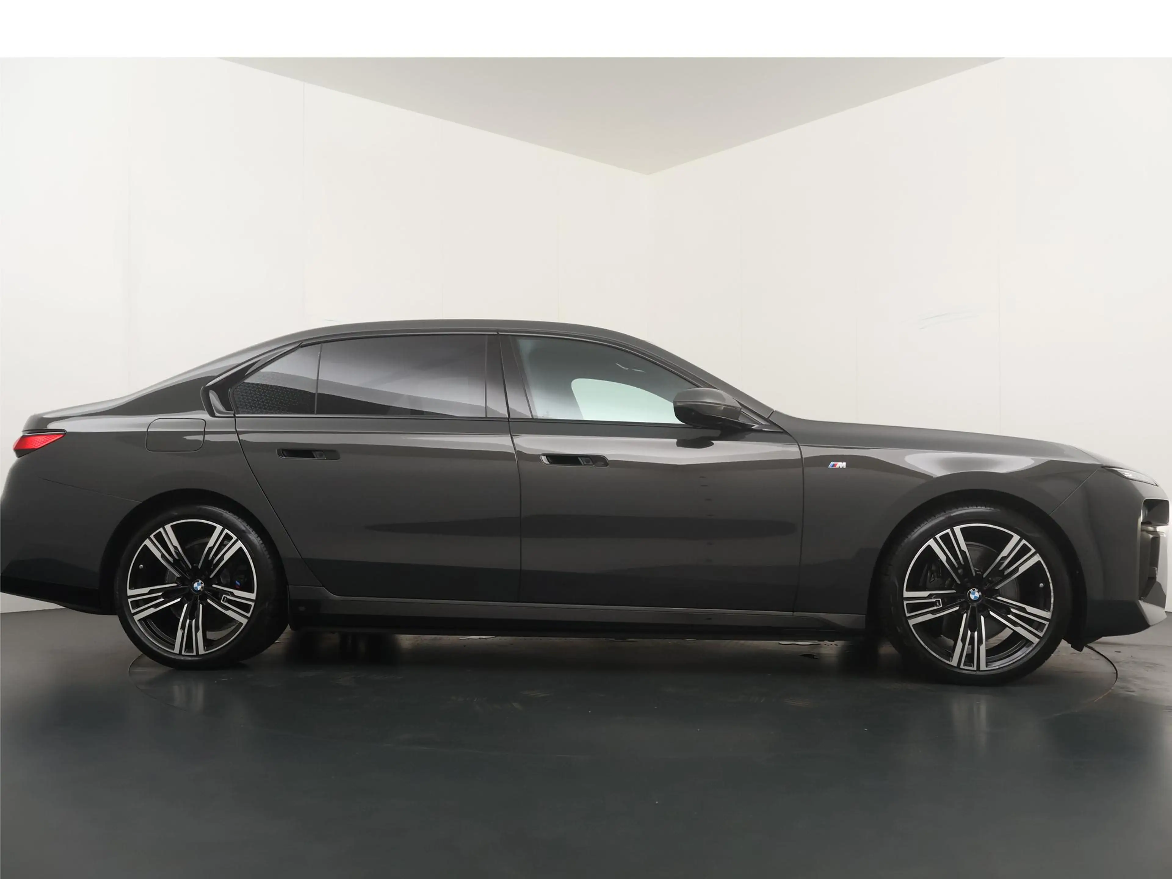 BMW i7 xDrive60 106 kWh | Bowers & Wilkins | Trekhaak | M — photo 6
