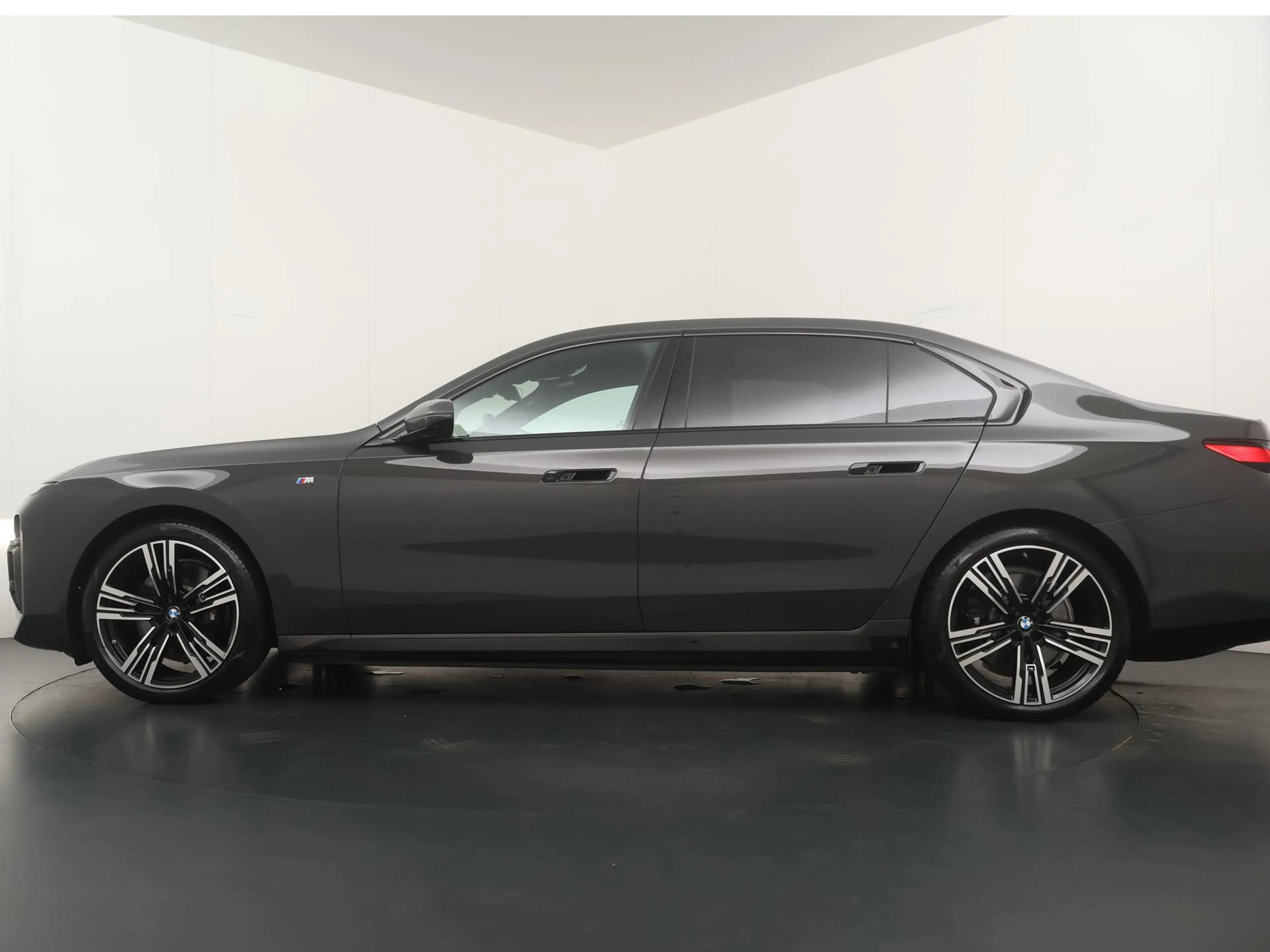 BMW i7 xDrive60 106 kWh | Bowers & Wilkins | Trekhaak | M — photo 10