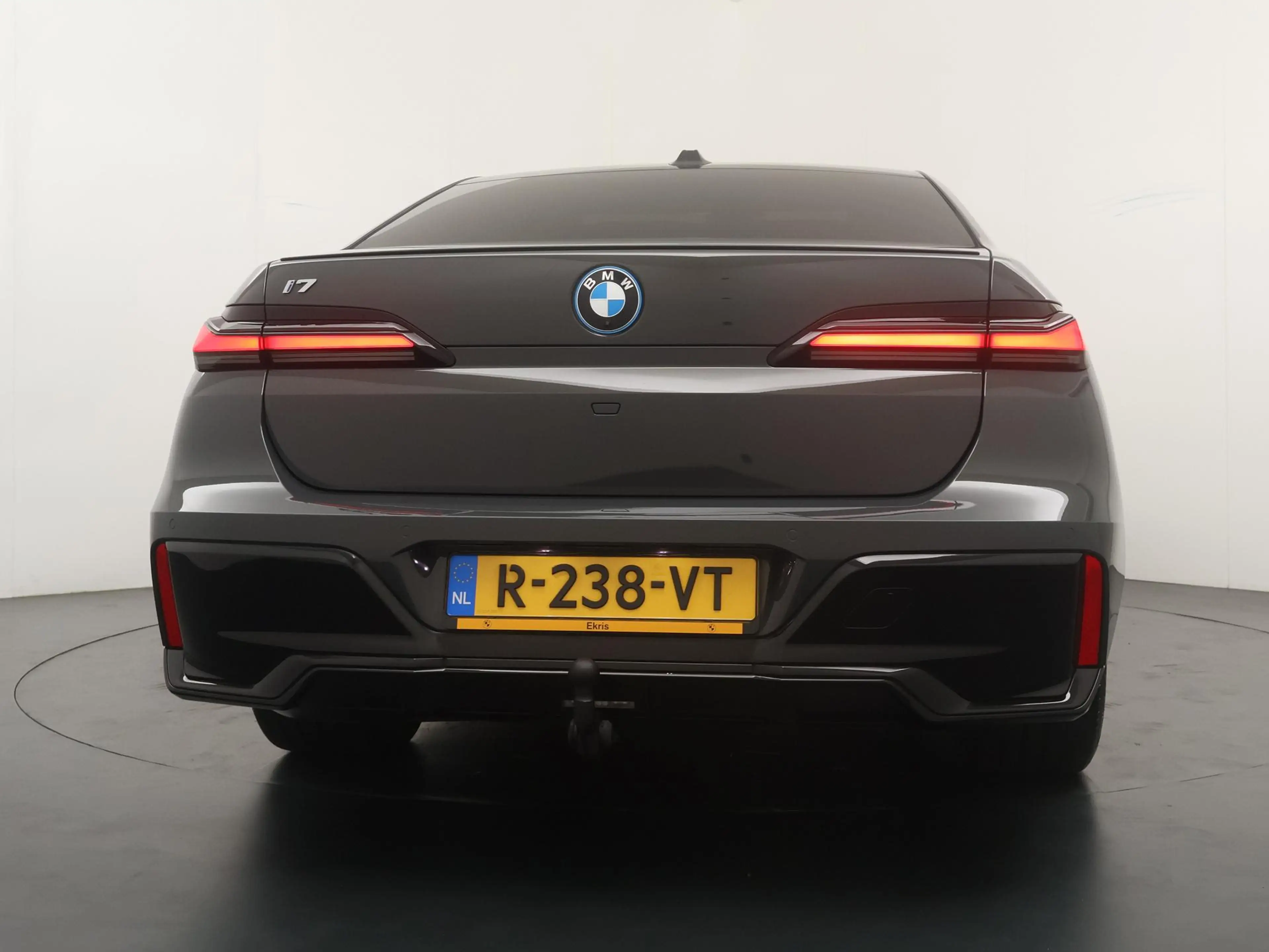 BMW i7 xDrive60 106 kWh | Bowers & Wilkins | Trekhaak | M — photo 8