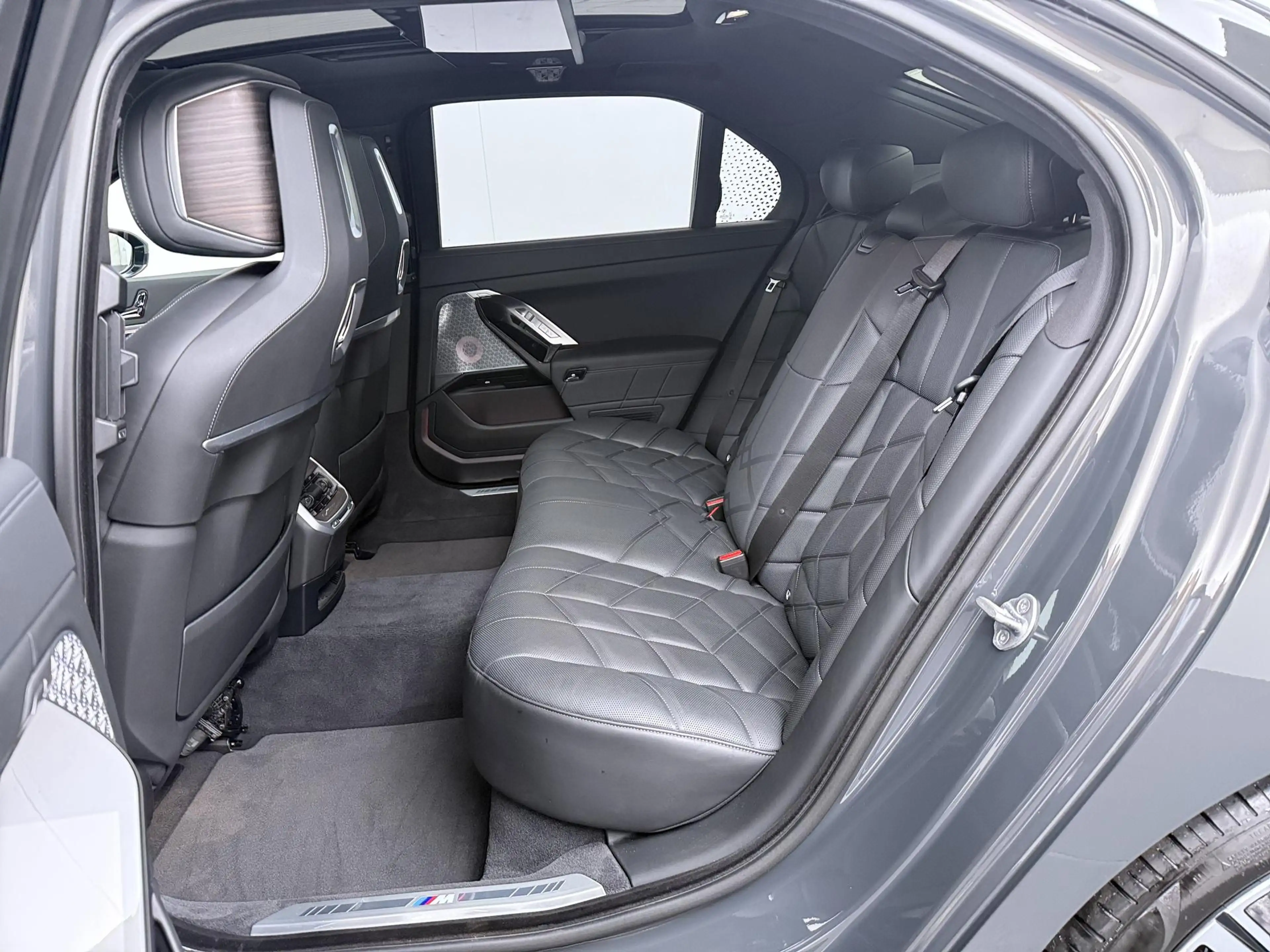 BMW i7 xDrive60 106 kWh | Bowers & Wilkins | Trekhaak | M — photo 12
