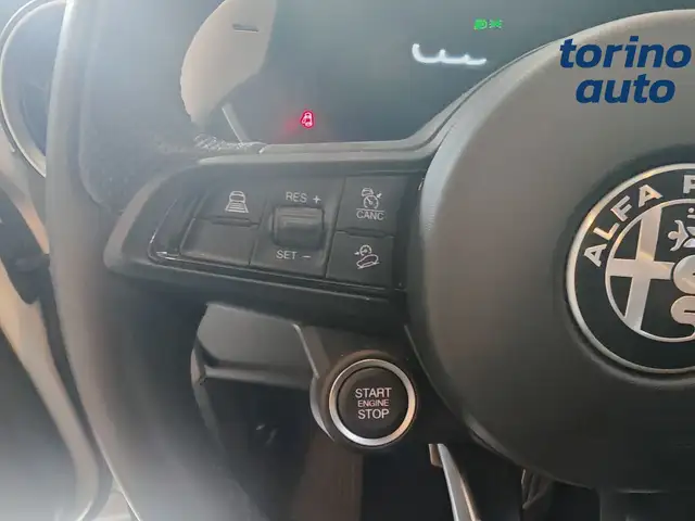 Alfa Romeo Stelvio view 15