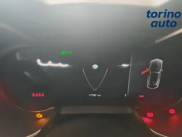 Alfa Romeo Stelvio view 10