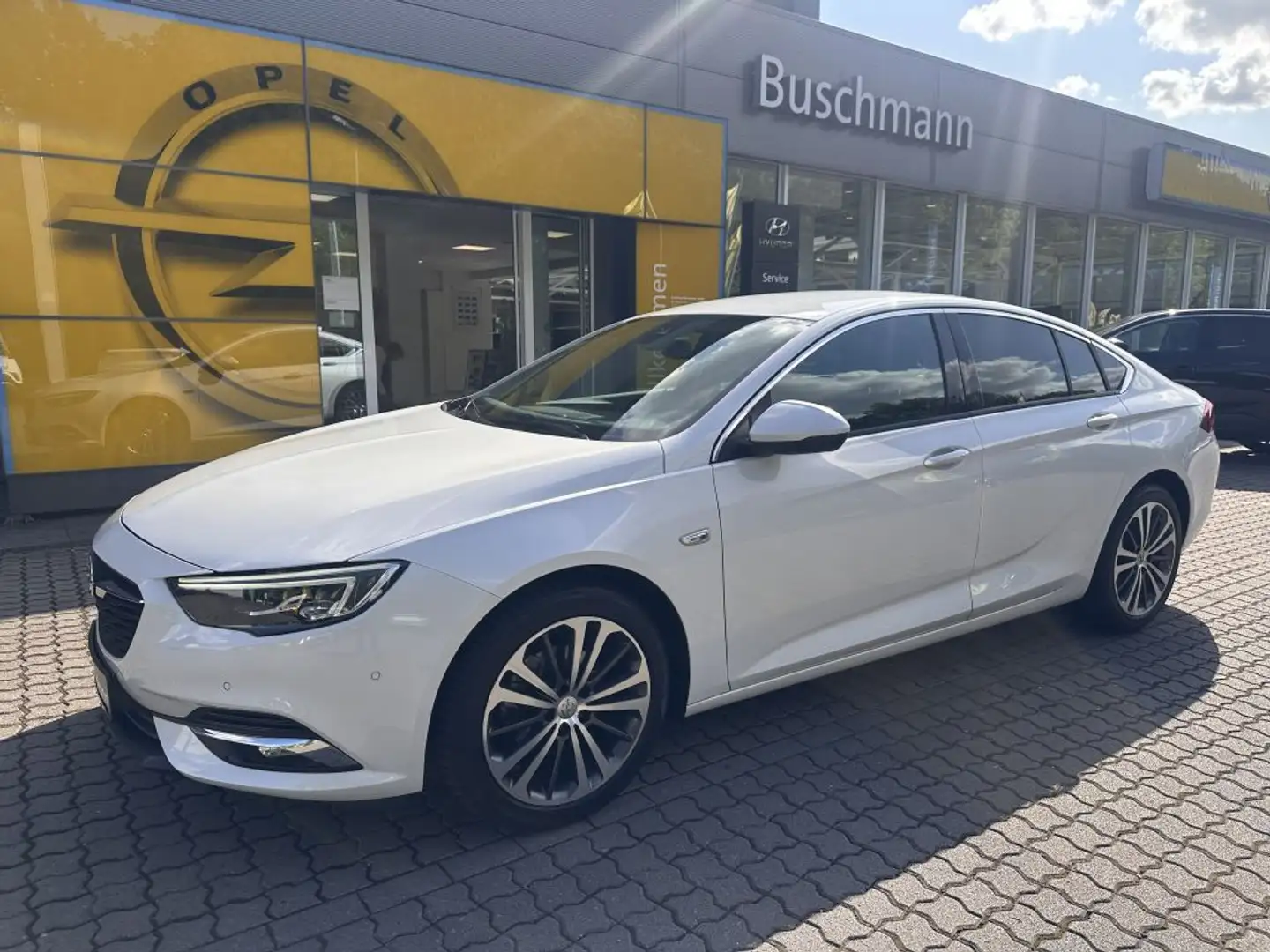Opel Insignia Dynamic 1.5 AT +AHK+ Weiß - 1