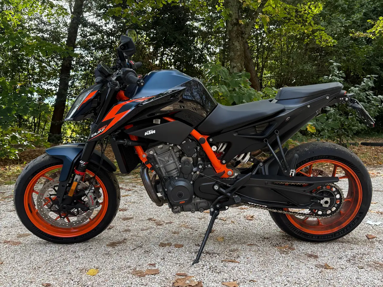 KTM 890 Duke R