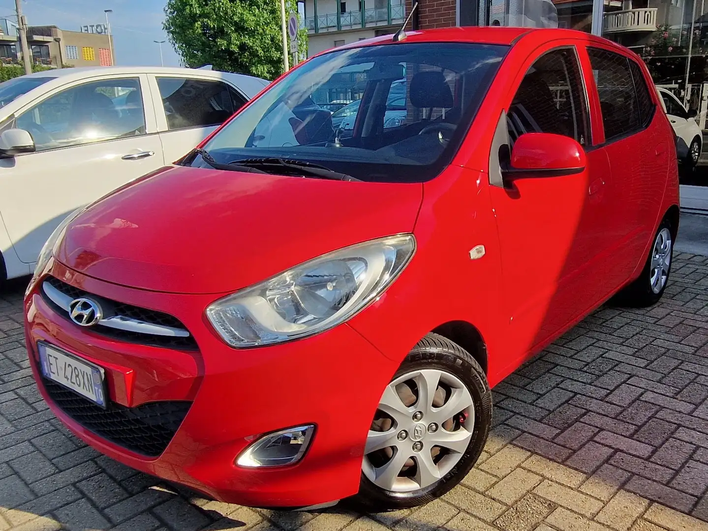 Hyundai i10 1.1 Sound Edition econext bluedrive Gpl Rosso - 1