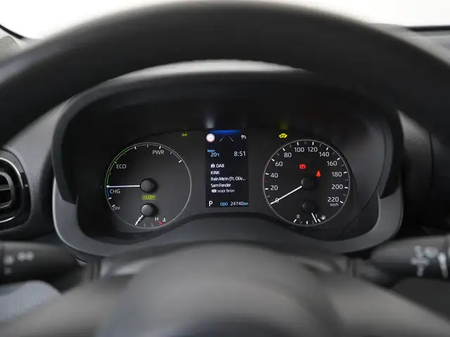 Mazda Mazda2 view 8